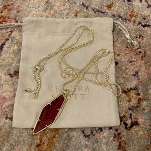 Kendra Scott pendant necklace